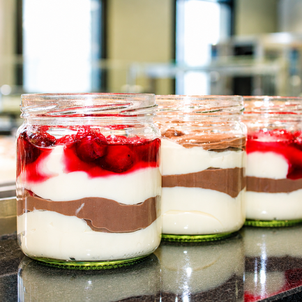 Dessert im Glas aus der HSBI Cafeteria.
